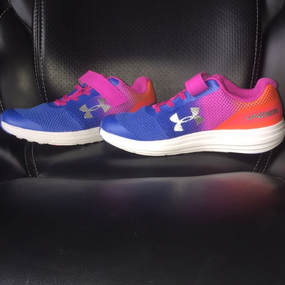 Under armour sneakers - Picture 2 of 5